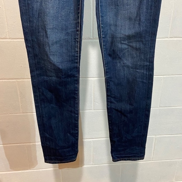 NWOT J Crew Women's Size‎ 29R Midrise Toothpick Medium Wash Jeans - Picture 4 of 7